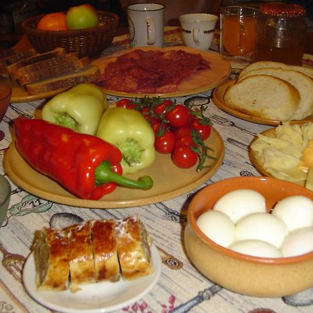 Hunter Villa Štúrovo Екстериор снимка